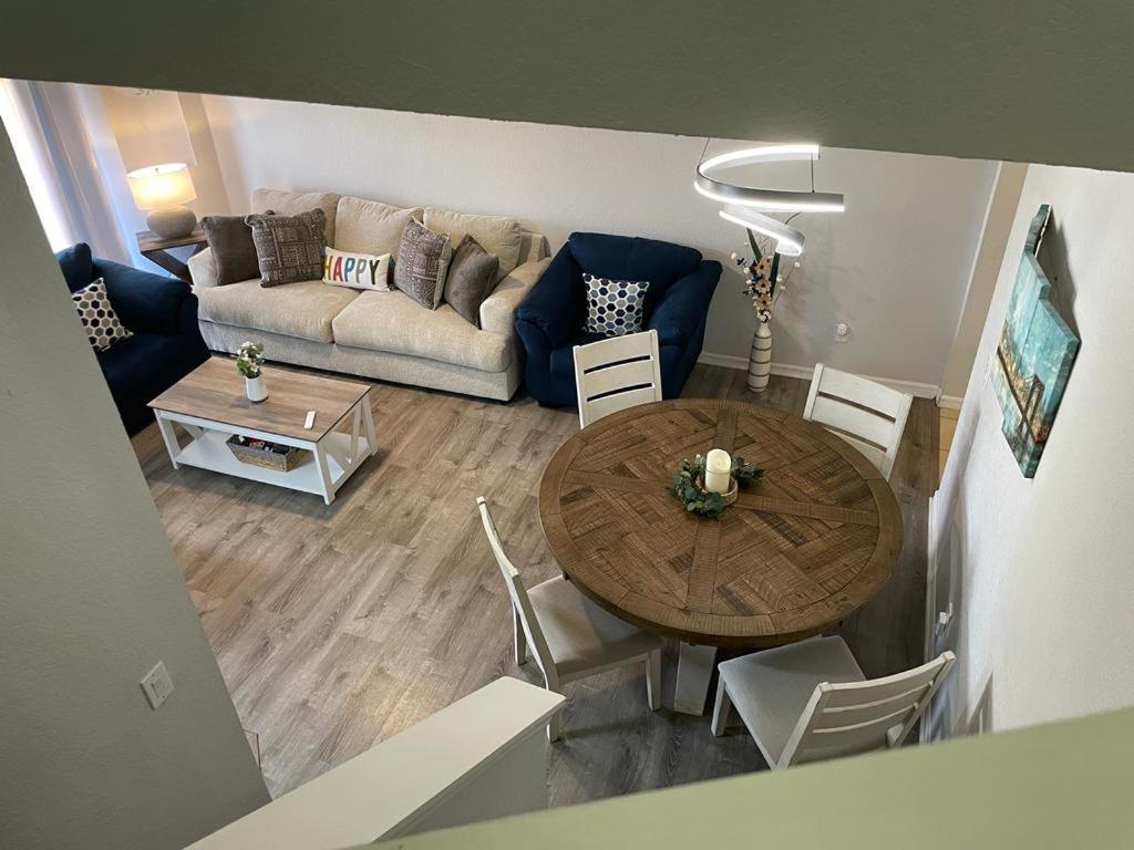 Cozy Stylish Townhome Дейвънпорт Екстериор снимка